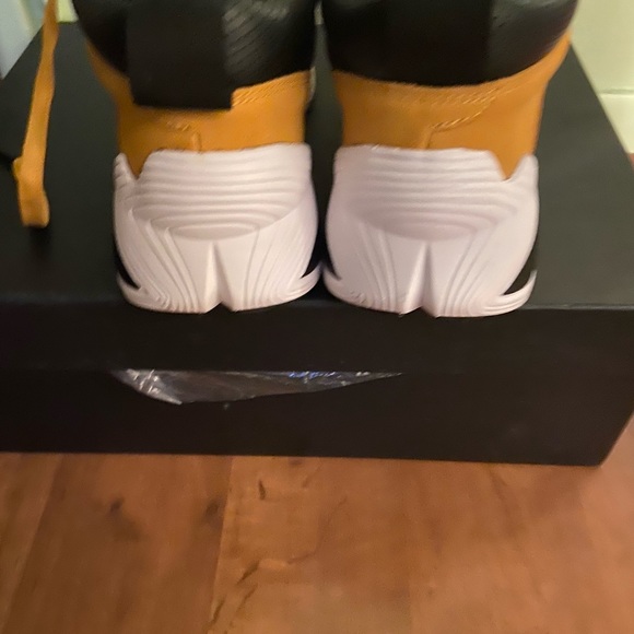 Unisex Alexander McQueen hybrid suede sneakers. - Picture 2 of 8